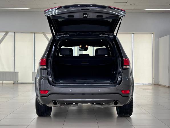 Jeep Grand Cherokee IV (WK2) Рестайлинг с пробегом 2021 года, цена 4 400 000 рублей, 122888 км, внедорожник, Автокод Объявления