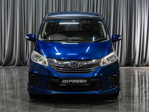 Honda Freed I Рестайлинг с пробегом 2014 года, цена 1 399 000 рублей, 74387 км, компактвэн, Автокод Объявления