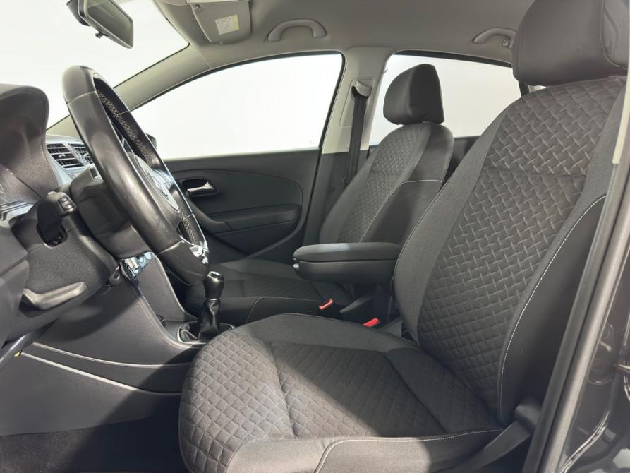 Volkswagen Polo V Рестайлинг Великий Новгород  - изображение 8