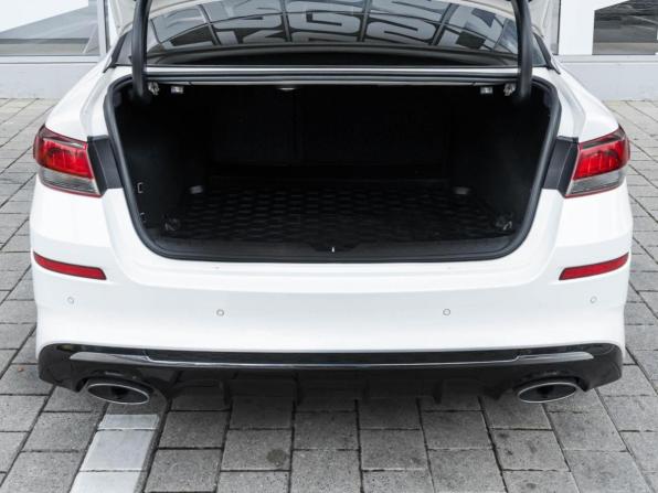 Kia Optima IV Рестайлинг с пробегом 2019 года, цена 2 158 000 рублей, 104593 км, седан, Автокод Объявления