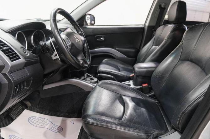 Mitsubishi Outlander II Рестайлинг с пробегом 2011 года, цена 1 449 000 рублей, 242000 км, внедорожник, Автокод Объявления