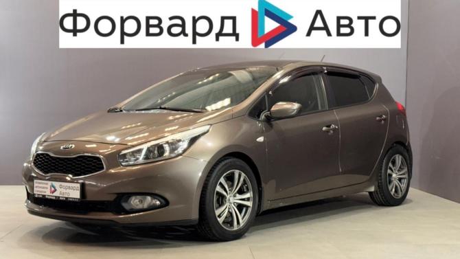 Kia Ceed II с пробегом 2012 года, цена 1 300 000 рублей, 124672 км, хэтчбек, Автокод Объявления