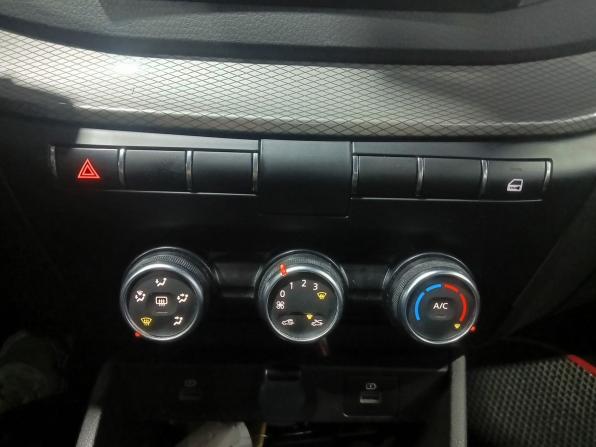 Lada (ВАЗ) Vesta I Рестайлинг (NG) с пробегом 2023 года, цена 1 025 000 рублей, 29800 км, седан, Автокод Объявления