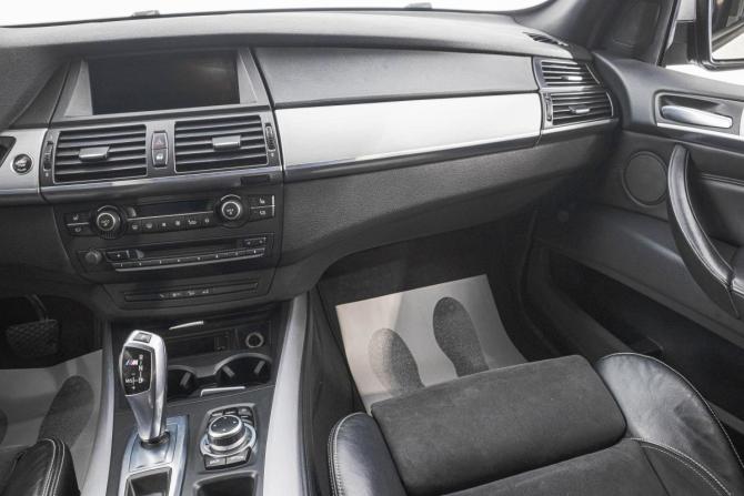 BMW X5 II (E70) Рестайлинг с пробегом 2013 года, цена 1 999 000 рублей, 345000 км, внедорожник, Автокод Объявления