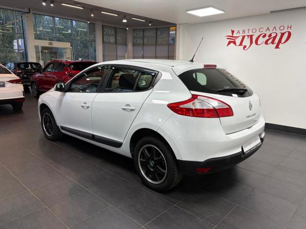Renault Megane III Рестайлинг 2 с пробегом 2014 года, цена 848 000 рублей, 134753 км, хэтчбек, Автокод Объявления
