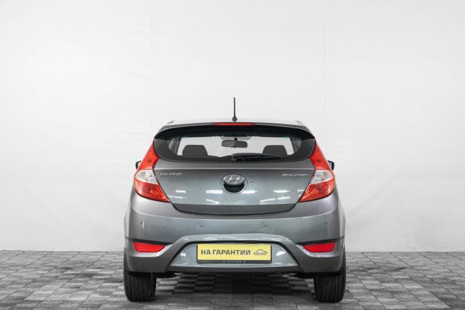 Hyundai Solaris I с пробегом 2011 года, цена 879 000 рублей, 133000 км, хэтчбек, Автокод Объявления