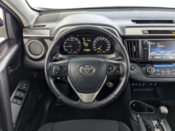 Toyota RAV4 IV (XA40) Рестайлинг с пробегом 2018 года, цена 2 430 000 рублей, 120339 км, внедорожник, Автокод Объявления