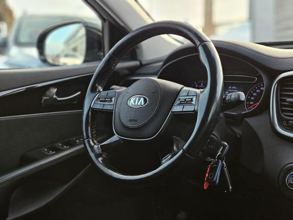 Kia Sorento III Prime Рестайлинг с пробегом 2019 года, цена 2 800 000 рублей, 84210 км, внедорожник, Автокод Объявления