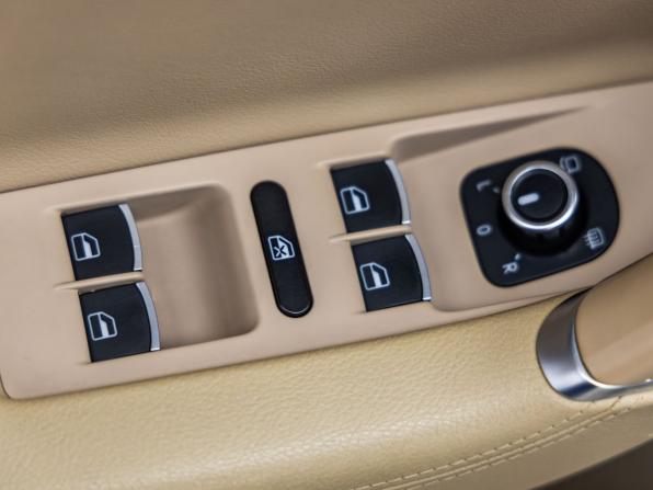 Volkswagen Passat B7 с пробегом 2012 года, цена 1 178 000 рублей, 191771 км, седан, Автокод Объявления