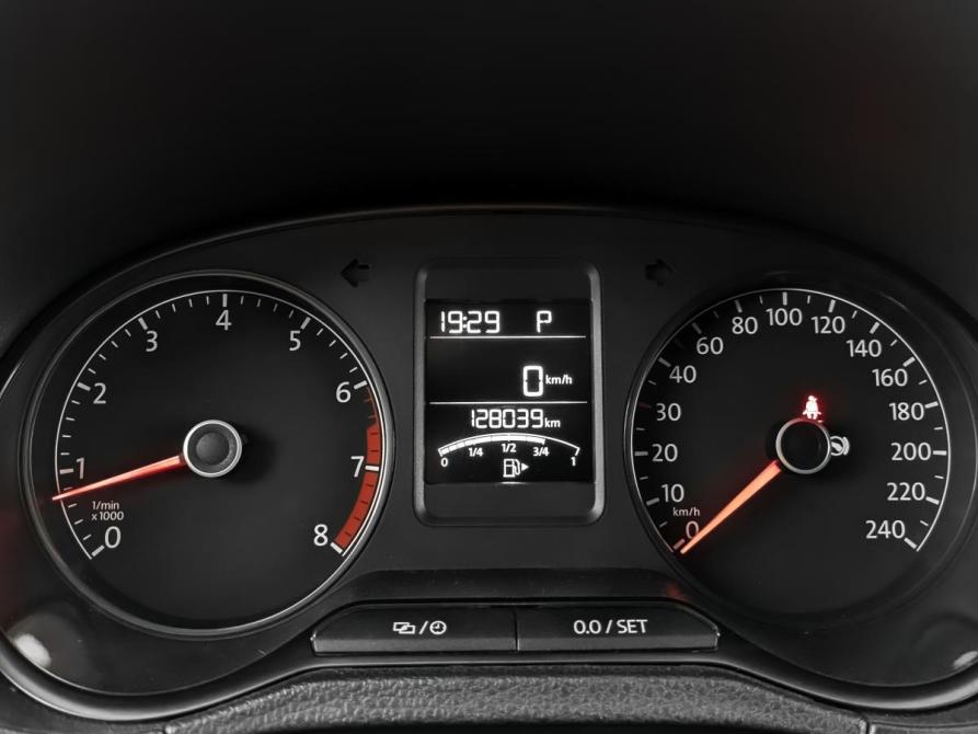 Volkswagen Polo V Рестайлинг Москва  - изображение 16