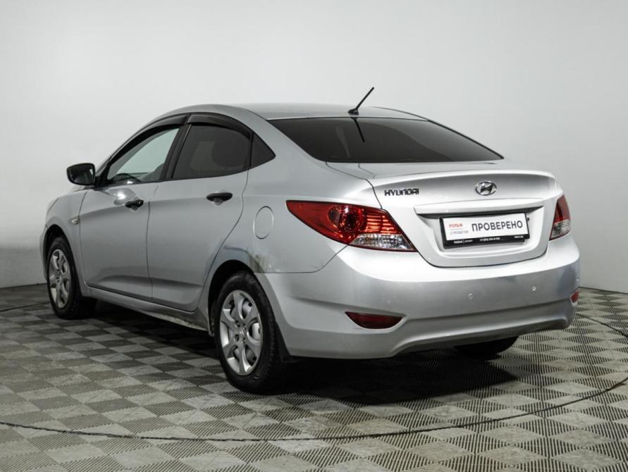 Hyundai Solaris I Санкт-Петербург  - изображение 7