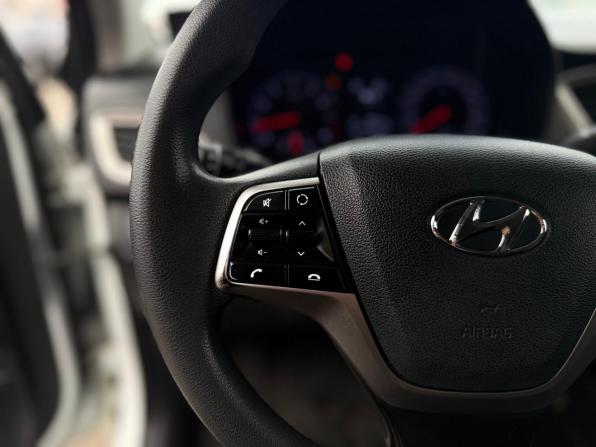 Hyundai Solaris II Рестайлинг с пробегом 2021 года, цена 1 670 000 рублей, 62644 км, седан, Автокод Объявления