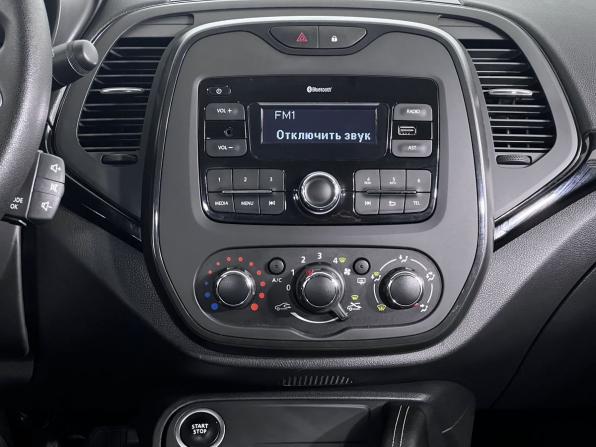 Renault Kaptur I Рестайлинг с пробегом 2021 года, цена 1 490 000 рублей, 104000 км, внедорожник, Автокод Объявления