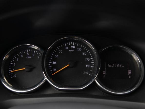 Renault Sandero II Рестайлинг с пробегом 2021 года, цена 1 028 000 рублей, 120788 км, хэтчбек, Автокод Объявления