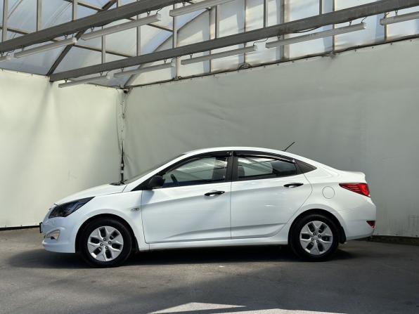 Hyundai Solaris I Рестайлинг с пробегом 2015 года, цена 900 000 рублей, 123574 км, седан, Автокод Объявления