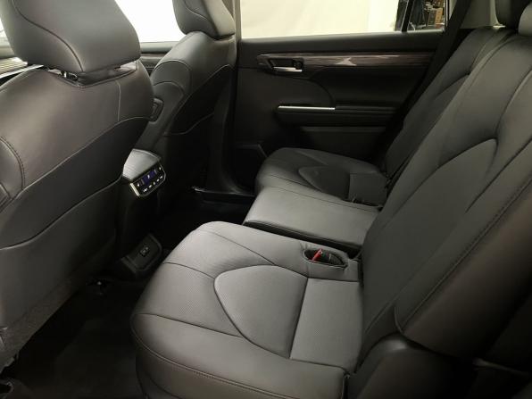 Toyota Highlander IV (XU70) с пробегом 2026 года, цена 5 350 000 рублей, 22 км, внедорожник, Автокод Объявления