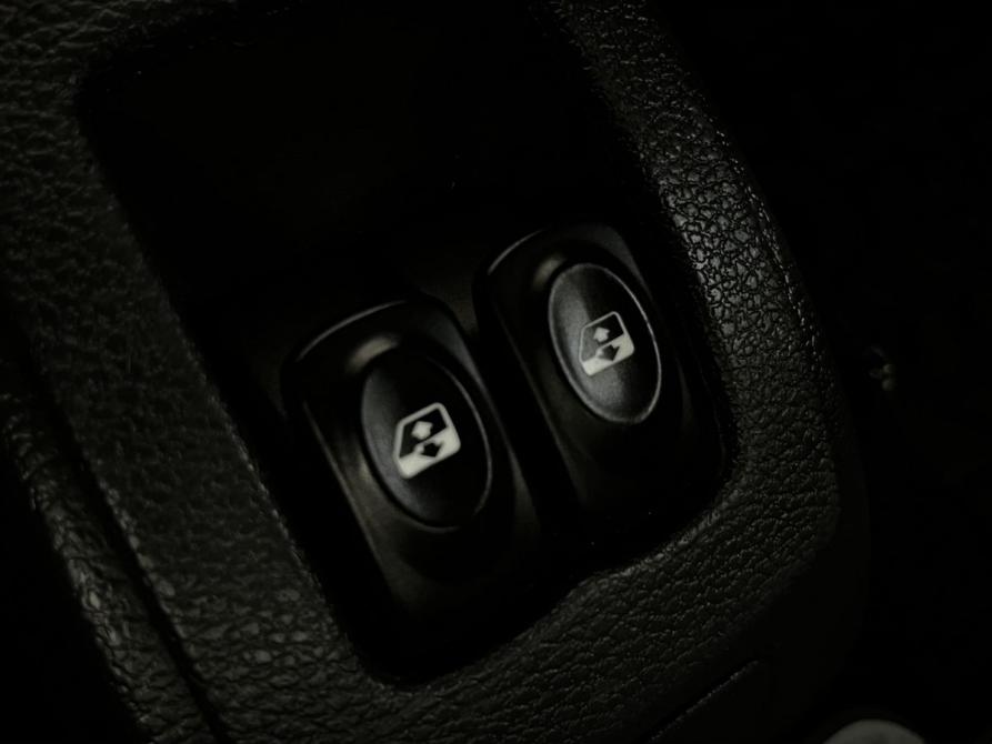 Renault Logan I Великий Новгород  - изображение 18