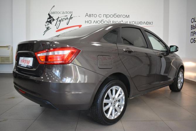Lada (ВАЗ) Vesta I с пробегом 2018 года, цена 849 000 рублей, 105000 км, седан, Автокод Объявления