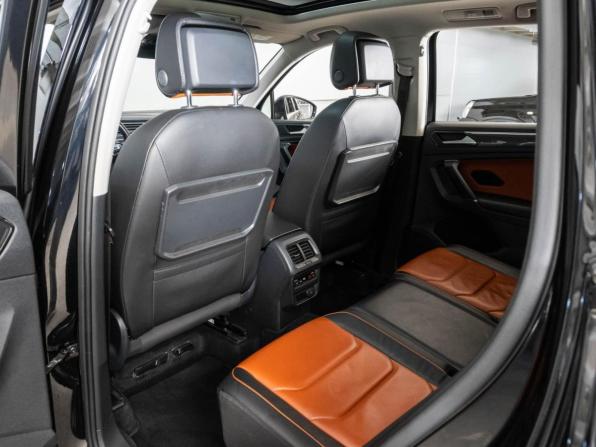 Volkswagen Tiguan II с пробегом 2017 года, цена 2 688 000 рублей, 162394 км, внедорожник, Автокод Объявления