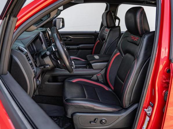 Ram 1500 V с пробегом 2022 года, цена 15 600 000 рублей, 9256 км, offers.body_type.unknown, Автокод Объявления