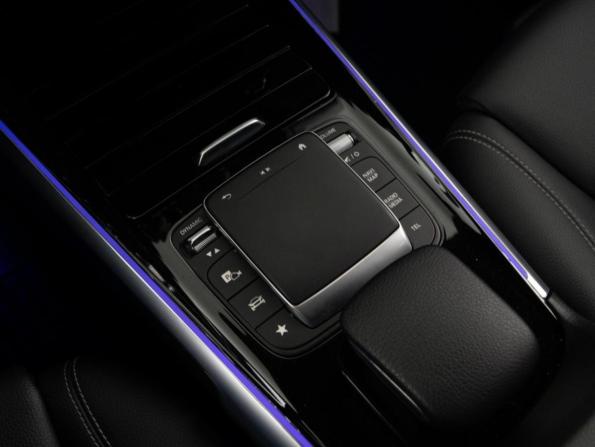 Mercedes-Benz GLB I (X247) с пробегом 2021 года, цена 3 399 077 рублей, 74938 км, внедорожник, Автокод Объявления