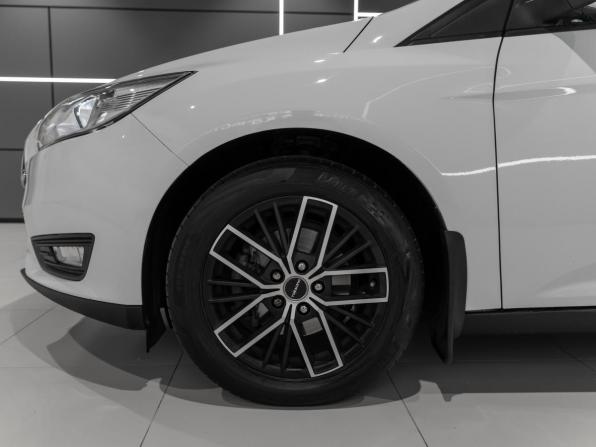 Ford Focus III Рестайлинг с пробегом 2017 года, цена 1 290 000 рублей, 64057 км, седан, Автокод Объявления