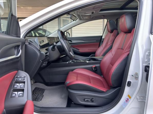 Changan Eado Plus I с пробегом 2023 года, цена 1 399 000 рублей, 84618 км, седан, Автокод Объявления
