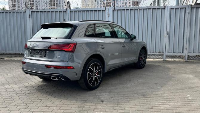 Audi Q5 II (FY) Рестайлинг с пробегом 2025 года, цена 5 449 000 рублей, 50 км, внедорожник, Автокод Объявления