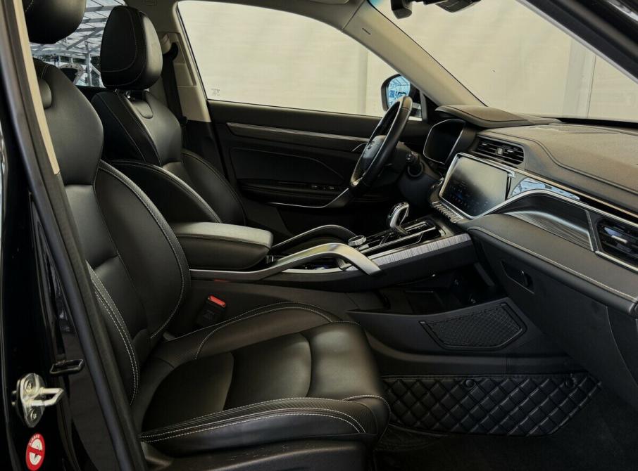 Geely Atlas Pro Москва  - изображение 15