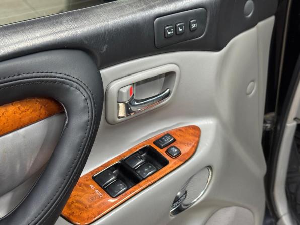 Lexus LX II Рестайлинг с пробегом 2007 года, цена 2 030 000 рублей, 286253 км, внедорожник, Автокод Объявления