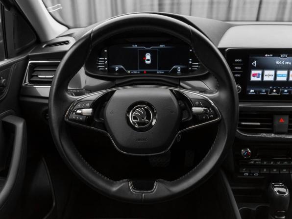 Skoda Rapid II с пробегом 2021 года, цена 1 820 000 рублей, 86756 км, лифтбек, Автокод Объявления