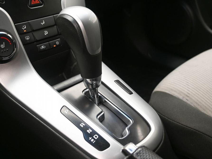 Chevrolet Cruze I Рестайлинг Ростов-на-Дону  - изображение 15