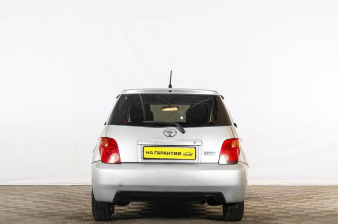 Toyota Ist I с пробегом 2002 года, цена 669 000 рублей, 110000 км, хэтчбек, Автокод Объявления