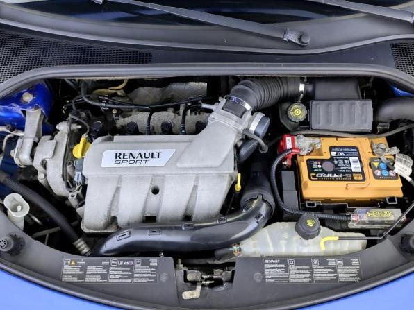 Renault Clio RS III с пробегом 2008 года, цена 1 130 000 рублей, 136439 км, хэтчбек, Автокод Объявления