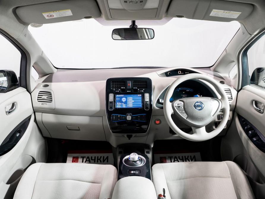 Nissan Leaf I (ZE0/AZE0) Чита  - изображение 7