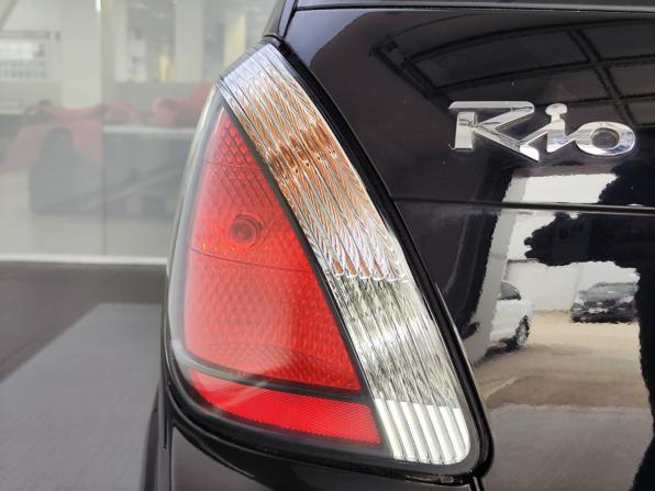 Kia Rio II Рестайлинг с пробегом 2011 года, цена 699 000 рублей, 130939 км, хэтчбек, Автокод Объявления