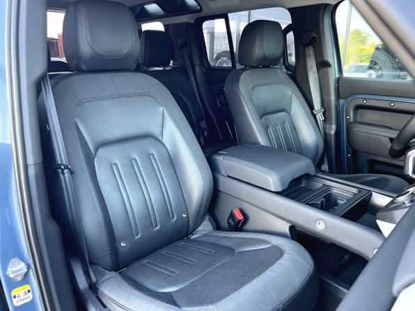 Land Rover Defender II с пробегом 2021 года, цена 6 450 000 рублей, 159509 км, внедорожник, Автокод Объявления