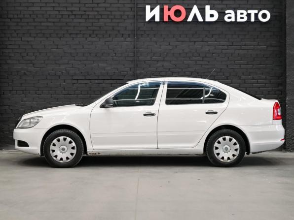 Skoda Octavia II (A5) Рестайлинг с пробегом 2011 года, цена 670 000 рублей, 157633 км, лифтбек, Автокод Объявления