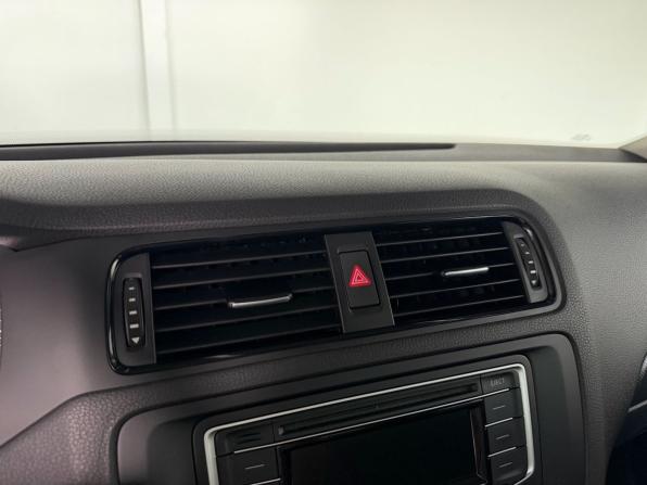 Volkswagen Jetta VI Рестайлинг с пробегом 2014 года, цена 1 249 000 рублей, 190000 км, седан, Автокод Объявления