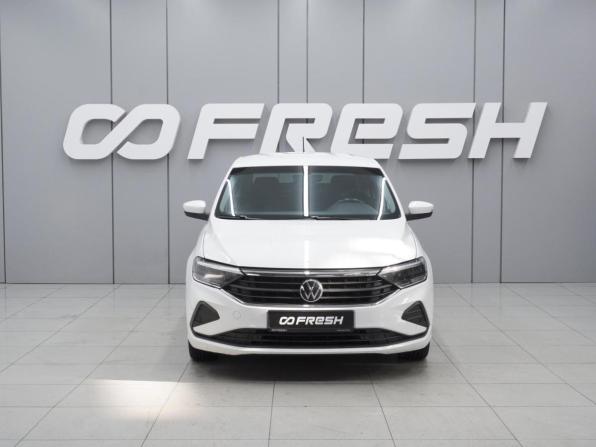 Volkswagen Polo VI с пробегом 2022 года, цена 1 630 000 рублей, 88098 км, лифтбек, Автокод Объявления
