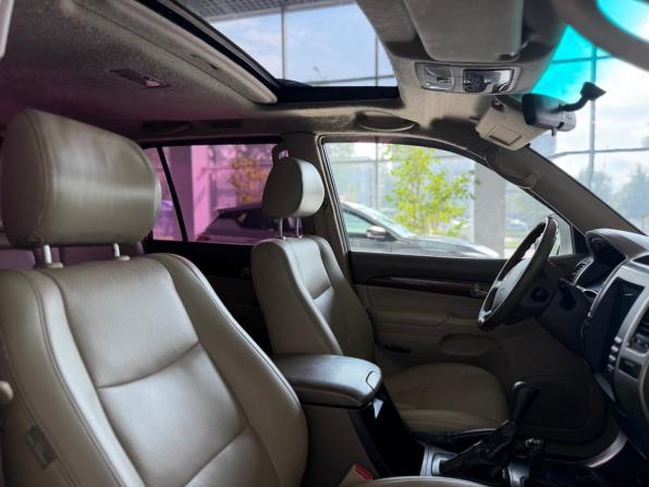 Toyota Land Cruiser Prado 120 Series с пробегом 2004 года, цена 1 795 000 рублей, 260000 км, внедорожник, Автокод Объявления