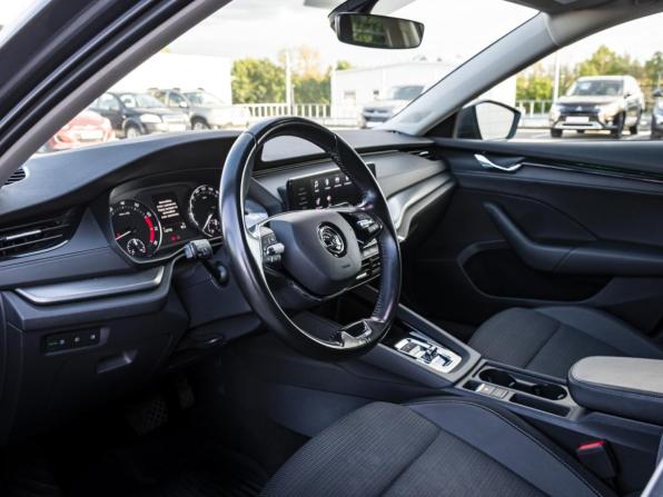 Skoda Octavia IV (A8) с пробегом 2021 года, цена 2 175 000 рублей, 122780 км, лифтбек, Автокод Объявления