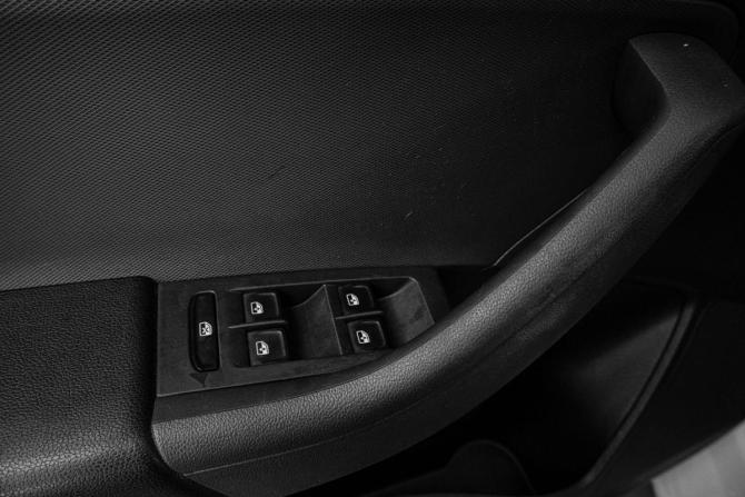 Volkswagen Polo VI с пробегом 2021 года, цена 1 189 000 рублей, 168000 км, лифтбек, Автокод Объявления