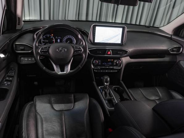 Hyundai Santa Fe IV с пробегом 2018 года, цена 2 648 030 рублей, 123592 км, внедорожник, Автокод Объявления