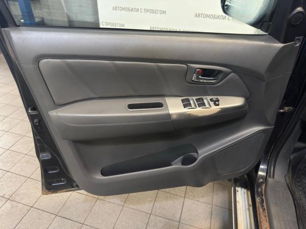 Toyota Hilux VII Рестайлинг с пробегом 2012 года, цена 1 699 000 рублей, 180710 км, пикап, Автокод Объявления