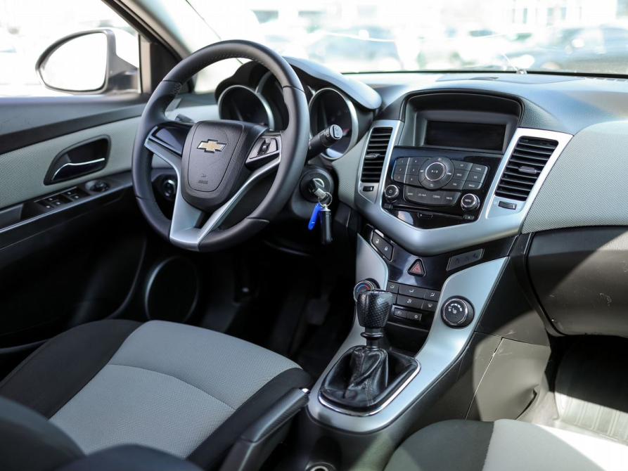 Chevrolet Cruze I Рестайлинг Ижевск  - изображение 10