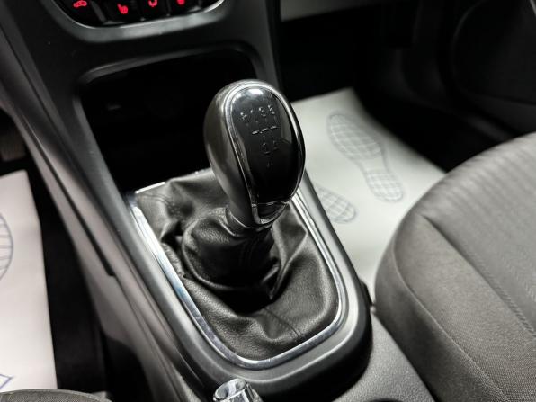 Opel Astra J с пробегом 2012 года, цена 600 000 рублей, 184954 км, хэтчбек, Автокод Объявления