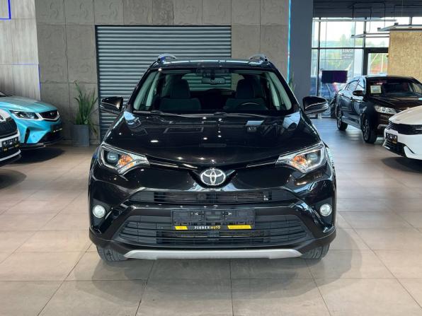 Toyota RAV4 IV (XA40) Рестайлинг с пробегом 2016 года, цена 2 360 000 рублей, 131868 км, внедорожник, Автокод Объявления