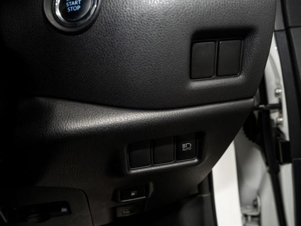 Toyota C-HR I с пробегом 2016 года, цена 1 735 000 рублей, 115507 км, внедорожник, Автокод Объявления