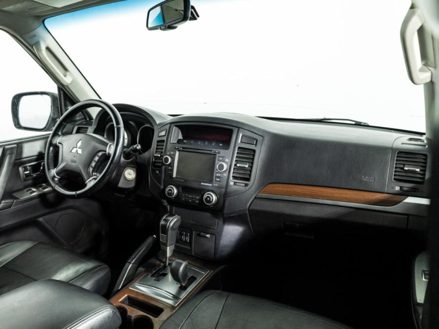 Mitsubishi Pajero IV Санкт-Петербург  - изображение 9
